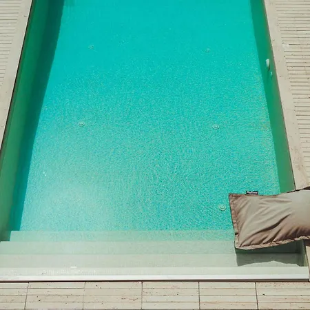 Blue Waves 3 Beachfront ヴィラ